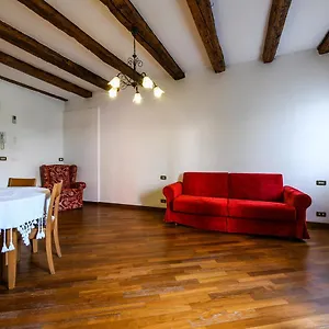 https://red-fashion.hotelslidodijesolo.com